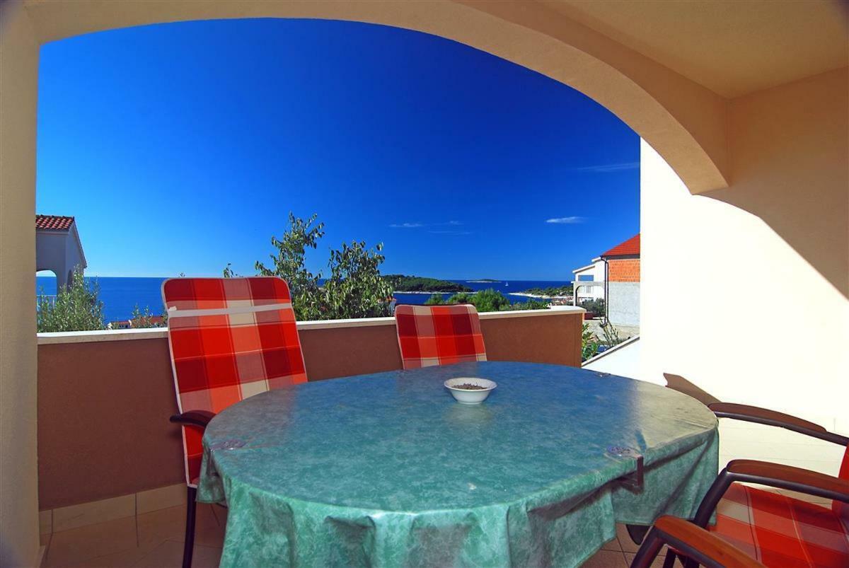 Apartman Luca Zečevo Exteriör bild