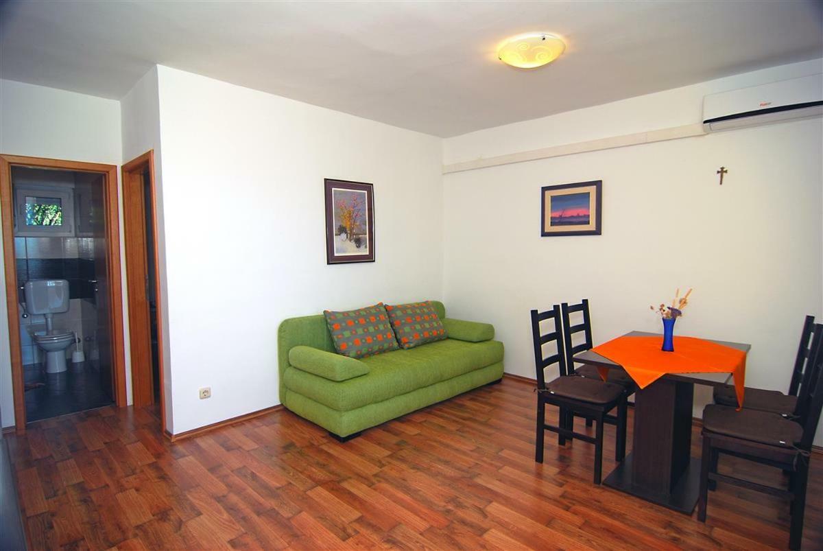 Apartman Luca Lägenhet Zečevo Exteriör bild