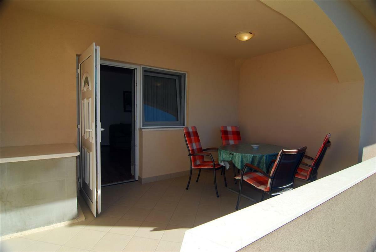 Apartman Luca Zečevo Exteriör bild